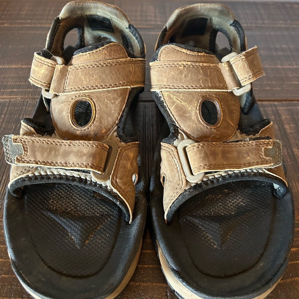 Bite Men’s Golf Sandals